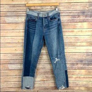 American Eagle Vintage Hi-Rise Distressed Jeans